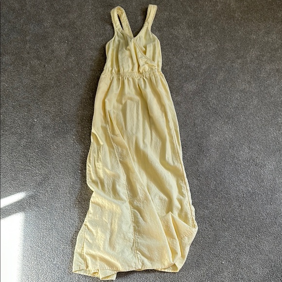 Universal Thread Dresses & Skirts - Universal Thread Yellow Maxi Dress